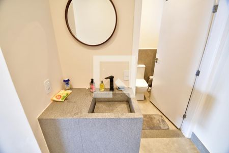 Casa de condomínio à venda com 213m², 3 quartos e 2 vagasBanheiro 3