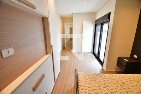 Casa de condomínio à venda com 213m², 3 quartos e 2 vagasQuarto Suíte 2