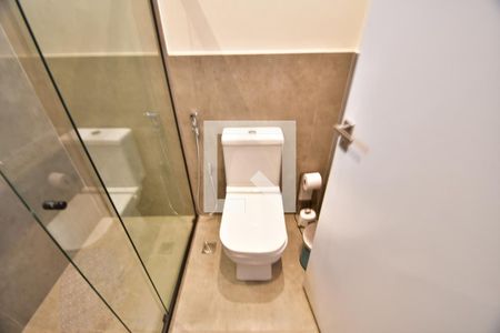 Casa de condomínio à venda com 213m², 3 quartos e 2 vagasBanheiro 3