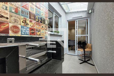 Apartamento à venda com 64m², 2 quartos e 1 vagaArea de serviço