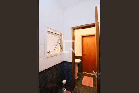 Casa à venda com 260m², 4 quartos e 3 vagas Casa à venda com 260m², 4 quartos e 3 vagasBanheiro do Quarto 2