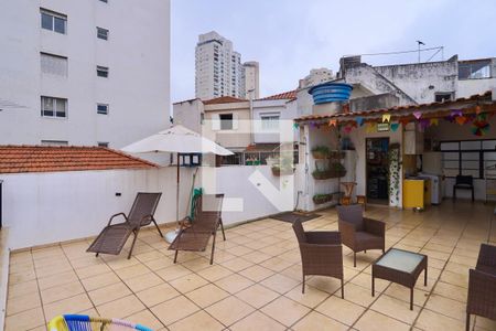 Casa à venda com 260m², 4 quartos e 3 vagas Casa à venda com 260m², 4 quartos e 3 vagasQuintal
