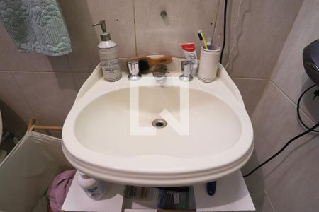 Casa à venda com 260m², 4 quartos e 3 vagas Casa à venda com 260m², 4 quartos e 3 vagasBanheiro do Quarto 1