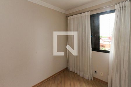Apartamento à venda com 84m², 3 quartos e 1 vagaQuarto 02