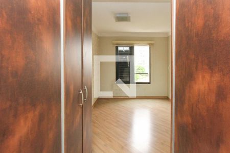 Apartamento à venda com 84m², 3 quartos e 1 vagaCloset