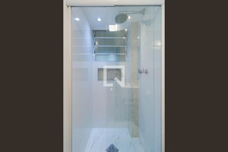Apartamento à venda com 95m², 2 quartos e 1 vaga Apartamento à venda com 95m², 2 quartos e 1 vagaSuíte