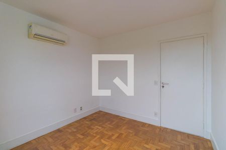 Apartamento à venda com 95m², 2 quartos e 1 vaga Apartamento à venda com 95m², 2 quartos e 1 vagaQuarto