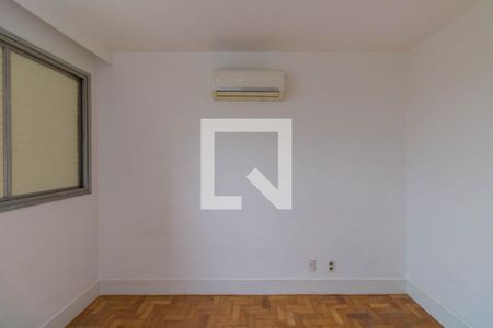 Apartamento à venda com 95m², 2 quartos e 1 vaga Apartamento à venda com 95m², 2 quartos e 1 vagaQuarto