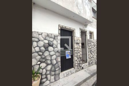 Casa para alugar com 30m², 1 quarto e sem vagaFachada + Placa