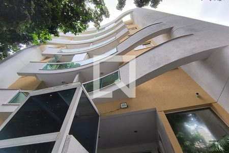 Apartamento para alugar com 104m², 3 quartos e 2 vagas Apartamento para alugar com 104m², 3 quartos e 2 vagasFachada do Prédio