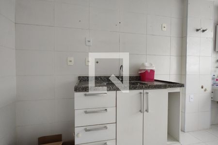 Apartamento para alugar com 104m², 3 quartos e 2 vagas Apartamento para alugar com 104m², 3 quartos e 2 vagasCozinha - Armários