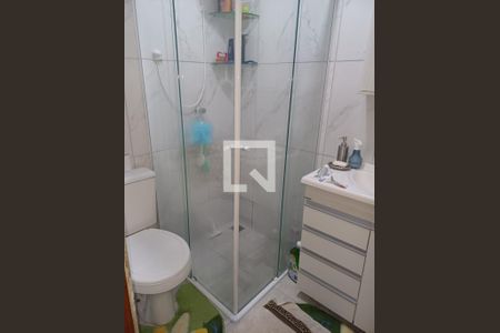 Casa à venda com 45m², 2 quartos e 1 vaga Casa à venda com 45m², 2 quartos e 1 vagaBanheiro