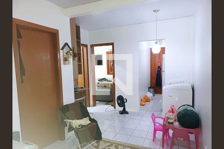 Sala de casa à venda com 2 quartos, 45m² em Hípica, Porto Alegre