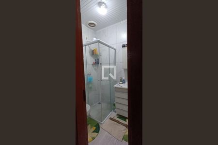 Casa à venda com 45m², 2 quartos e 1 vaga Casa à venda com 45m², 2 quartos e 1 vagaBanheiro