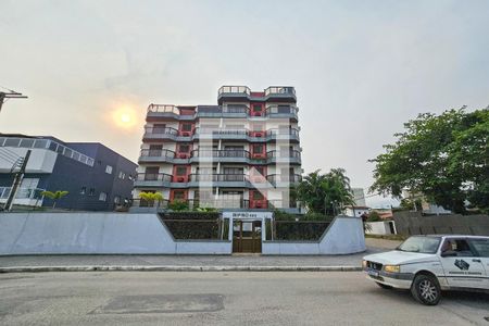 Apartamento para alugar com 270m², 3 quartos e 2 vagas Apartamento para alugar com 270m², 3 quartos e 2 vagasFachada