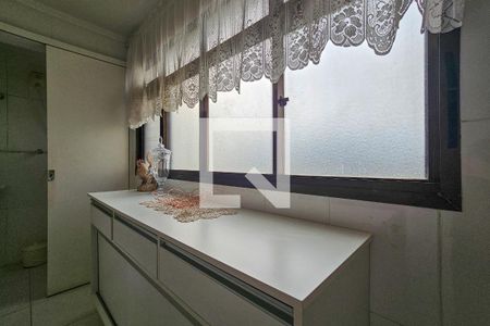 Apartamento para alugar com 270m², 3 quartos e 2 vagas Apartamento para alugar com 270m², 3 quartos e 2 vagasÁrea de serviço