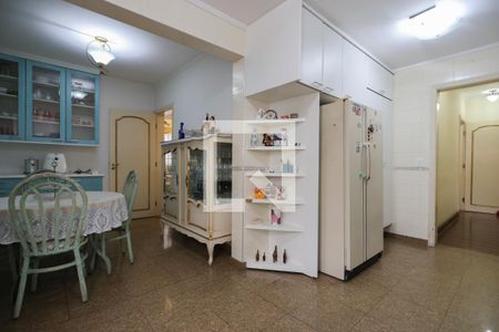 Apartamento para alugar com 235m², 3 quartos e 3 vagasCopa e Cozinha
