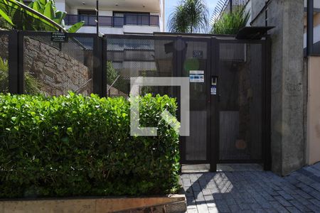 Apartamento para alugar com 235m², 3 quartos e 3 vagasFachada do condomínio