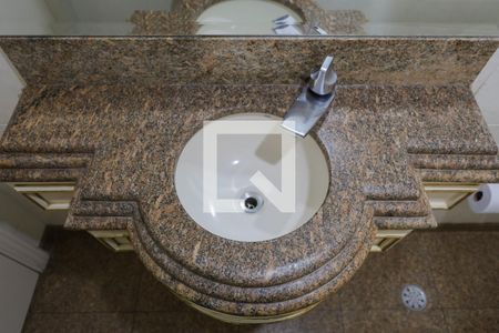 Apartamento para alugar com 235m², 3 quartos e 3 vagasLavabo