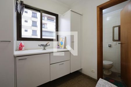 Apartamento para alugar com 235m², 3 quartos e 3 vagasQuarto de serviço