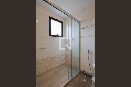 Apartamento para alugar com 235m², 3 quartos e 3 vagasBanheiro da Suíte 1