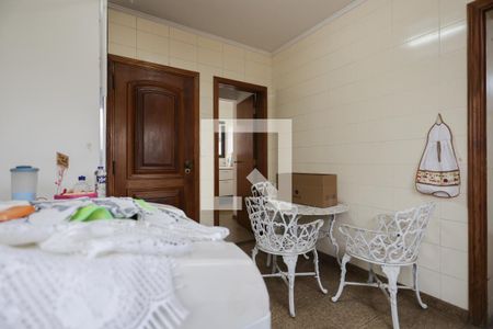 Apartamento para alugar com 235m², 3 quartos e 3 vagasÁrea de serviço