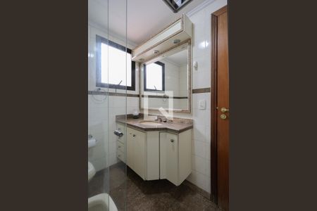 Apartamento para alugar com 235m², 3 quartos e 3 vagasBanheiro da Suíte 3