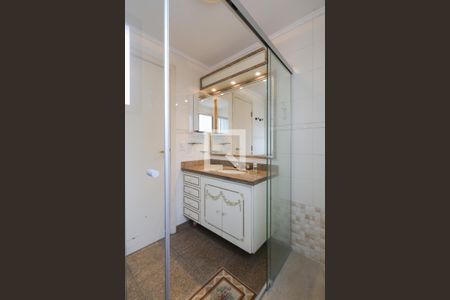 Apartamento para alugar com 235m², 3 quartos e 3 vagasBanheiro da Suíte 1