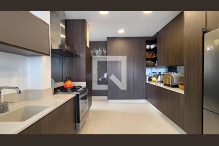 Apartamento à venda com 475m², 4 quartos e 4 vagas Apartamento à venda com 475m², 4 quartos e 4 vagasFoto 24