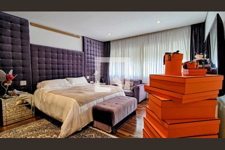 Apartamento à venda com 475m², 4 quartos e 4 vagas Apartamento à venda com 475m², 4 quartos e 4 vagasFoto 32