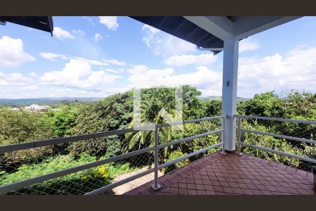 Casa de condomínio à venda com 400m², 5 quartos e 4 vagas Casa de condomínio à venda com 400m², 5 quartos e 4 vagasVaranda da Suíte master