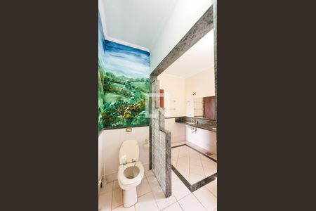 Casa de condomínio à venda com 400m², 5 quartos e 4 vagas Casa de condomínio à venda com 400m², 5 quartos e 4 vagasBanheiro da Suíte master