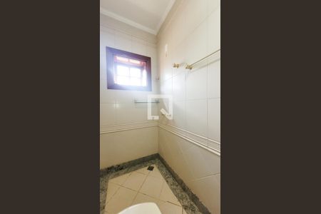 Casa de condomínio à venda com 400m², 5 quartos e 4 vagas Casa de condomínio à venda com 400m², 5 quartos e 4 vagasBanheiro da Suíte 3