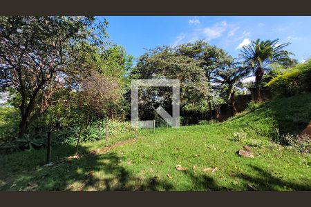 Casa de condomínio à venda com 400m², 5 quartos e 4 vagas Casa de condomínio à venda com 400m², 5 quartos e 4 vagasQuintal