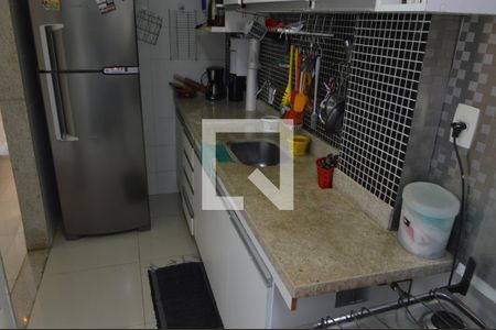 Apartamento à venda com 69m², 2 quartos e 1 vagaCozinha