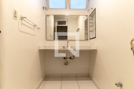 Apartamento à venda com 144m², 4 quartos e 1 vagaBanheiro Social