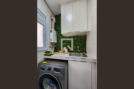 Apartamento à venda com 64m², 2 quartos e 1 vagaÁrea de Serviço 