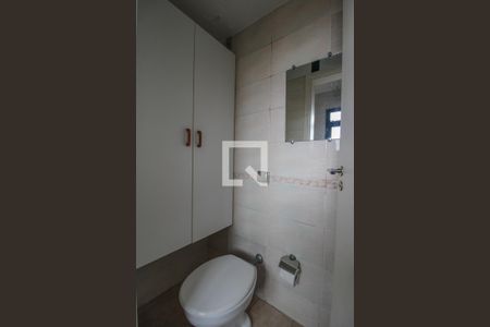 Apartamento para alugar com 95m², 3 quartos e 1 vagaÁrea de Serviço - Banheiro