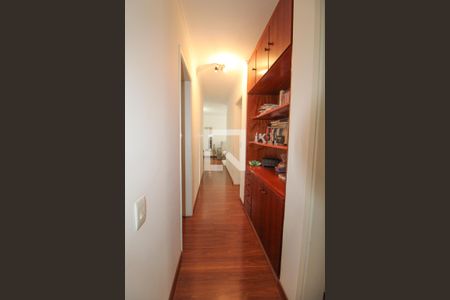 Corredor de apartamento à venda com 3 quartos, 95m² em Ponte Preta, Campinas