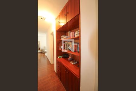 Corredor de apartamento à venda com 3 quartos, 95m² em Ponte Preta, Campinas