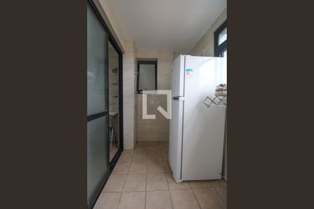 Apartamento para alugar com 95m², 3 quartos e 1 vagaÁrea de Serviço