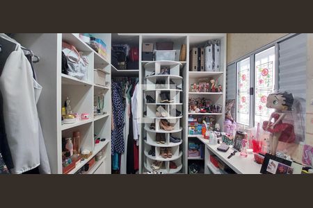 Apartamento à venda com 178m², 3 quartos e 2 vagasQuarto 2 Closet