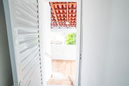 Apartamento para alugar com 90m², 2 quartos e sem vagaBanheiro de Serviço