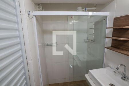 Apartamento para alugar com 90m², 2 quartos e sem vagaBanheiro
