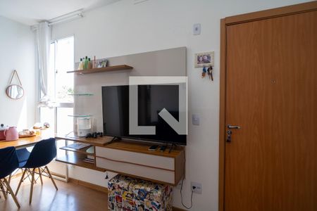 Sala de apartamento para alugar com 2 quartos, 42m² em Caguassu, Sorocaba