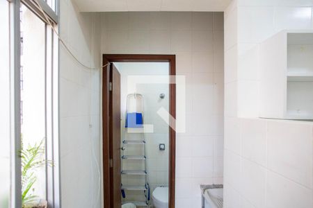 Apartamento à venda com 80m², 2 quartos e 1 vagaÁrea de Serviço