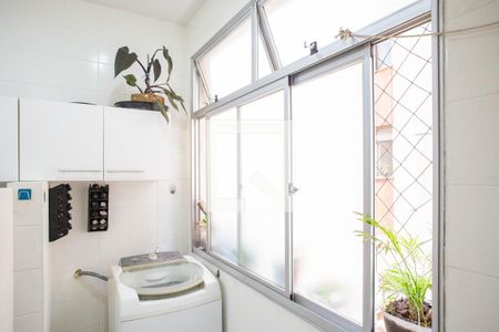 Apartamento à venda com 80m², 2 quartos e 1 vagaÁrea de Serviço