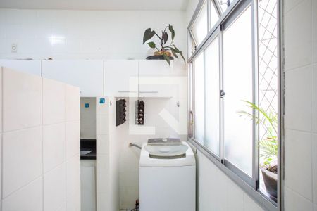 Apartamento à venda com 80m², 2 quartos e 1 vagaÁrea de Serviço