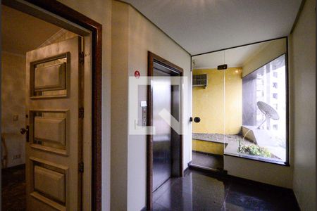 Apartamento à venda com 560m², 4 quartos e 5 vagasElevador Privativo 