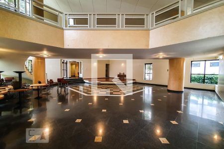 Apartamento à venda com 560m², 4 quartos e 5 vagasÁrea comum - Salão de festas